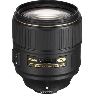 Обектив Nikon AF-S Nikkor 105mm f/1.4E ED